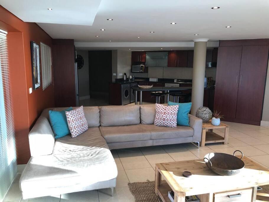 Spacious 2 Bedroom Space With Breathtaking Seaview Mossel Bay Eksteriør bilde