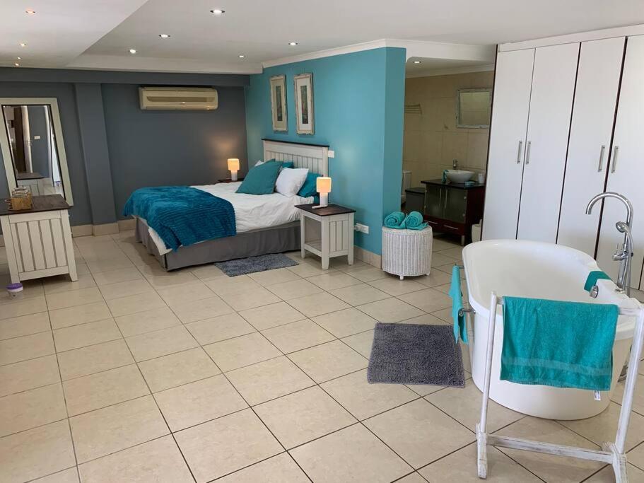 Spacious 2 Bedroom Space With Breathtaking Seaview Mossel Bay Eksteriør bilde